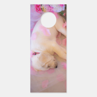 Puppy Sleepy Veil 01 Türanhänger
