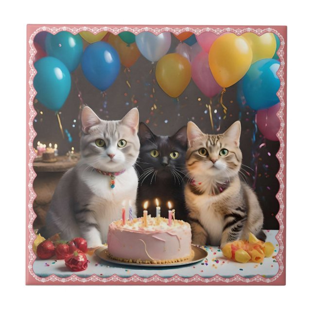 Purfect Celebration: Geburtstagsparty einer Katze, Fliese (Vorderseite)