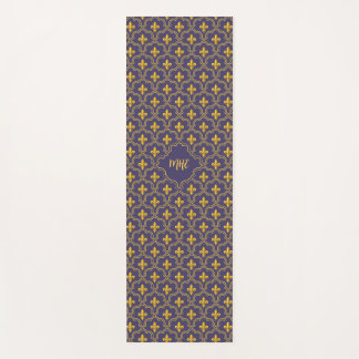 Purple and gold fleur-de-lys quatrefoil pattern yogamatte