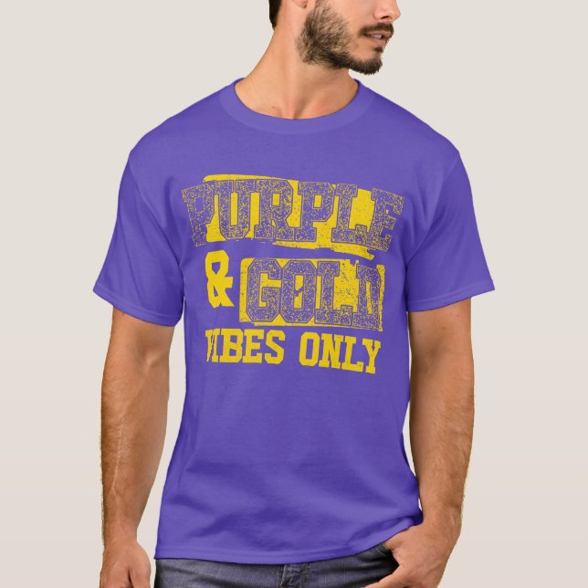 Purple and Gold Vibes Only Sports Team Men's T-Shirt (Vorderseite)
