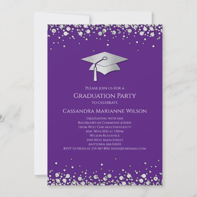 Purple and Silver Graduation Einladung (Vorderseite)