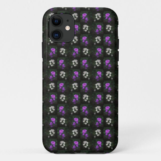 Purple and White Floral Case-Mate iPhone Hülle (Rückseite)