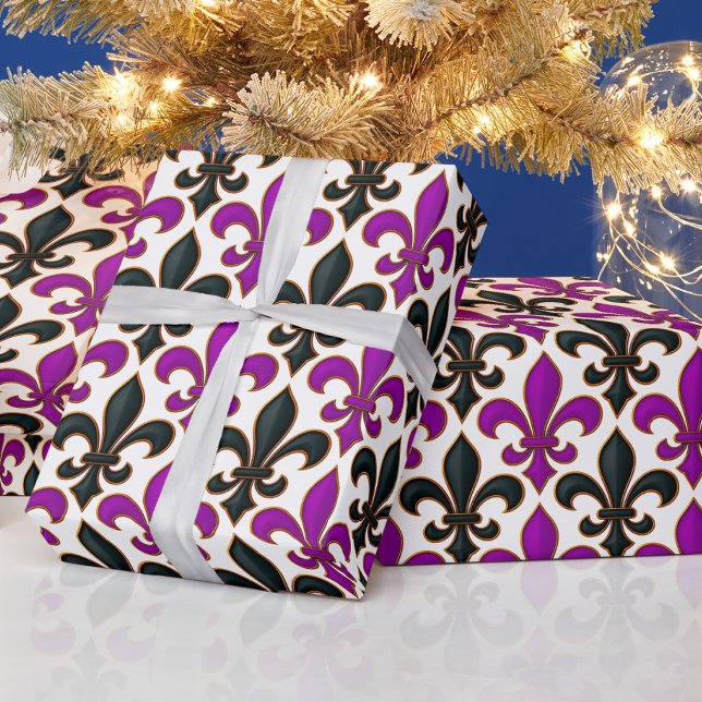 Purple Black Baroque Fleur-de-lis Pattern Design  Geschenkpapier (Von Creator hochgeladen)
