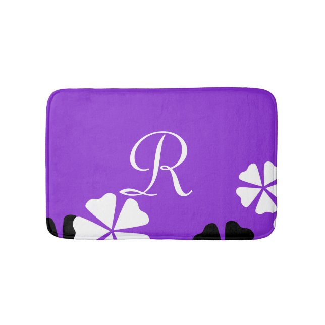 Purple Floral Monogrammed Plush Badematte (Vorderseite)
