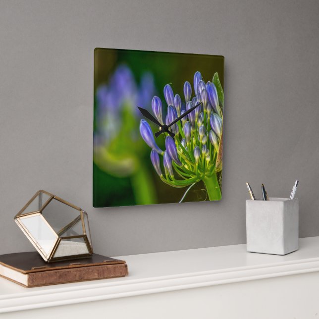 Purple Flower Wall Clock Quadratische Wanduhr (Büro)