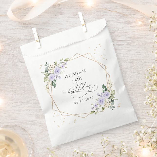 Purple Flowers, White Flowers, Greenery, Birthday Geschenktütchen (Ausgeschnitten)