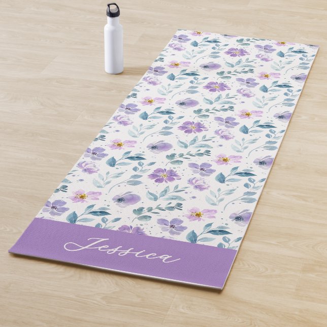 Purple Green Watercolor Wildflower Custom Name Yogamatte (Beispiel)