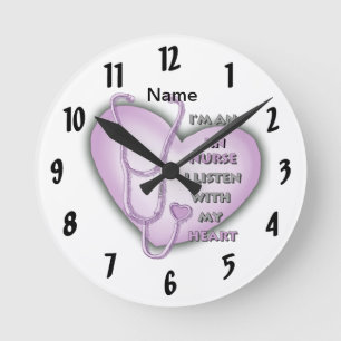 Purple Heart RN Krankenschwester Runde Wanduhr