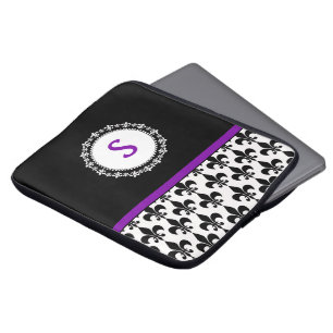 Purple Monogrammed Fleur de Lis Laptopschutzhülle