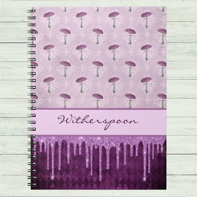 Purple Mushroom Dream and Glitter Drips Monogram Notizblock (Von Creator hochgeladen)
