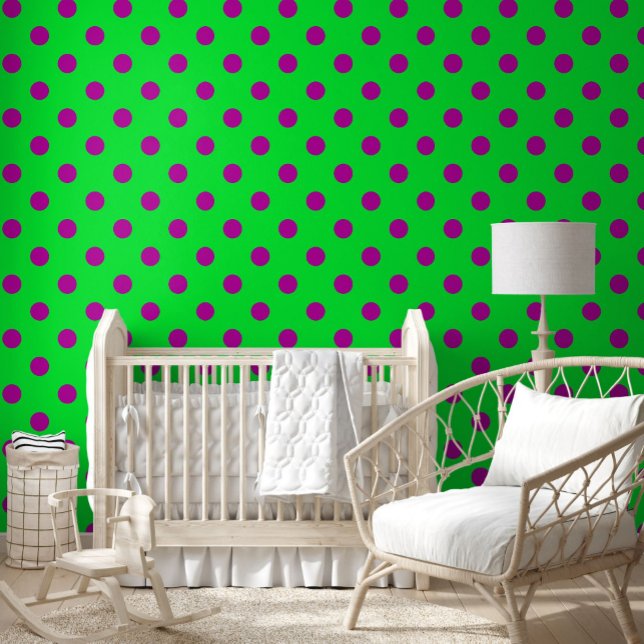 Purple On Green Polka Dots Pattern Design  Tapete (Von Creator hochgeladen)