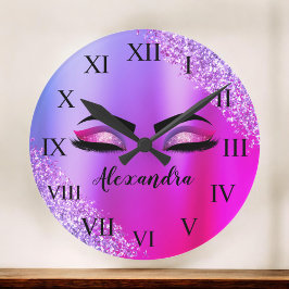 Purple Pink Monogram Glitter Eyelashes Modern Runde Wanduhr