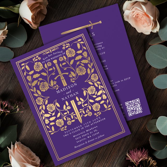 Purple Royal Medieval Gold Sword Wedding QR Code Einladung (Von Creator hochgeladen)