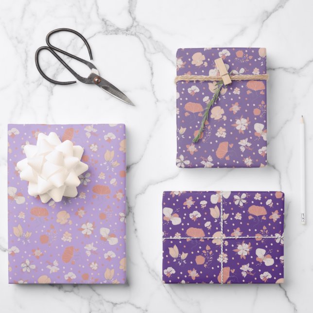 Purple Sketched Flowers Geschenkpapier Set (Vorderseite)