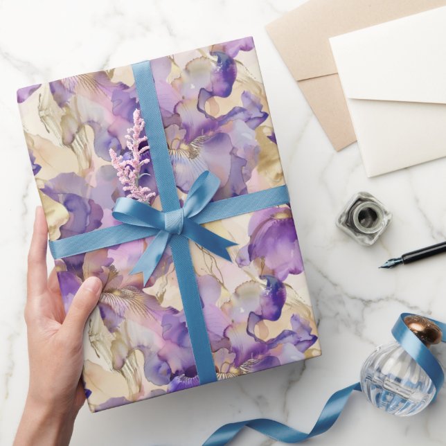 Purple White Gold Abstract Floral Birthday Geschenkpapier (Schenken)