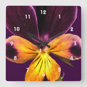 Purple Yellow Flower Abstract Floral Clock Quadratische Wanduhr