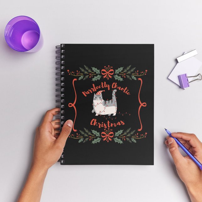 Purrfectly Chaotic Christmas Funny Holiday Cat  Notizblock (Von Creator hochgeladen)