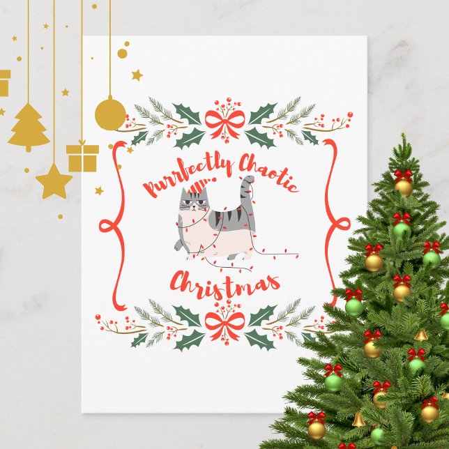 Purrfectly Chaotic Christmas Funny Holiday Cat  Postkarte (Von Creator hochgeladen)