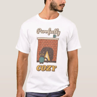 Purrfekt gemütliche schwarze Katze in einem Pullov T-Shirt