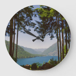 Puschman-See im Sommer Uhr
