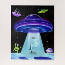 PUZZEL: Lustige Alien-UFO-Entführung