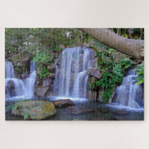 Puzzle des Waldwasserfalls