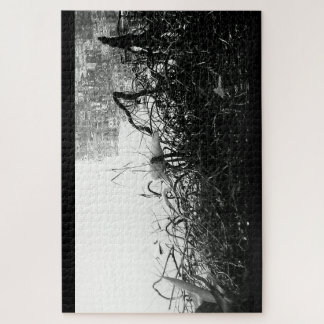 Puzzle mit schwarzem und weißem Kran