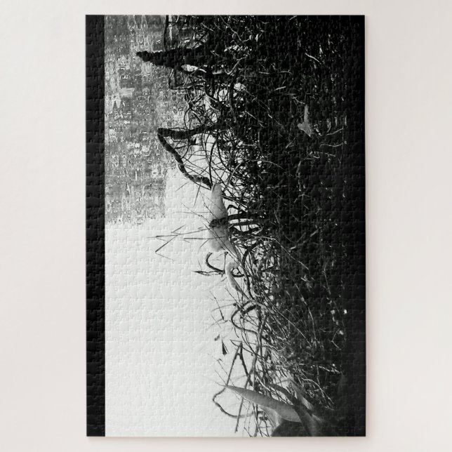 Puzzle mit schwarzem und weißem Kran (Vertikal)