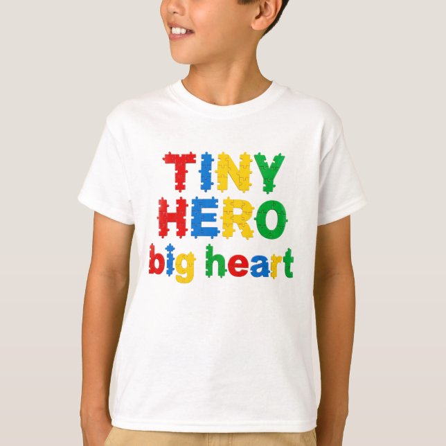 Puzzle Tiny Hero Big Heart Kinder T-Shirt (Vorderseite)