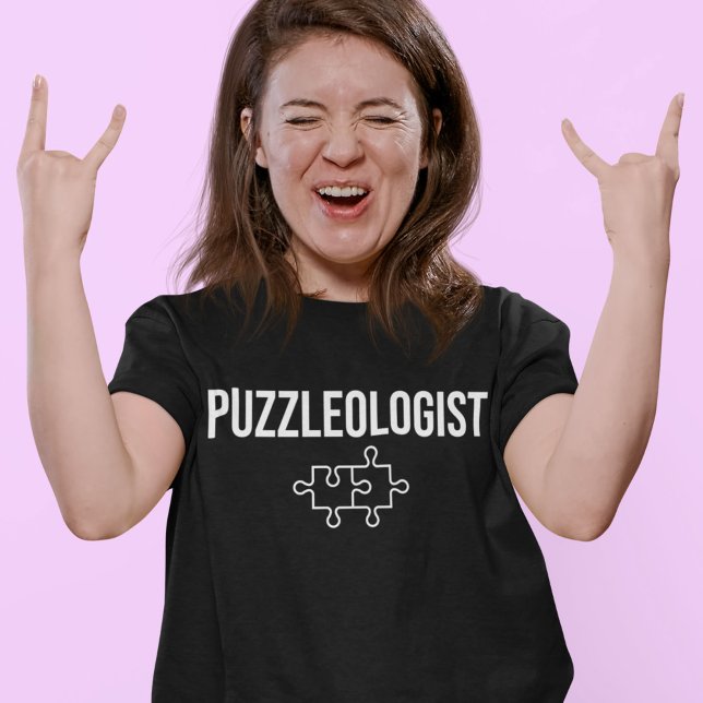 Puzzleologin Funny Cubes Puzzle Speed Slogan T-Shirt (Von Creator hochgeladen)