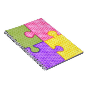Puzzlespiel bessert helles Notizbuch aus Notizblock