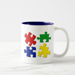 Puzzlespiel bessert Tasse aus