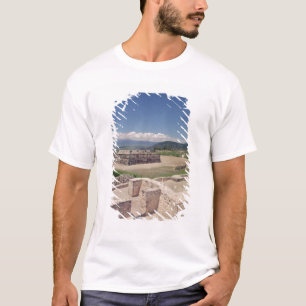 Pyramide der mit Federn versehenen Schlange T-Shirt