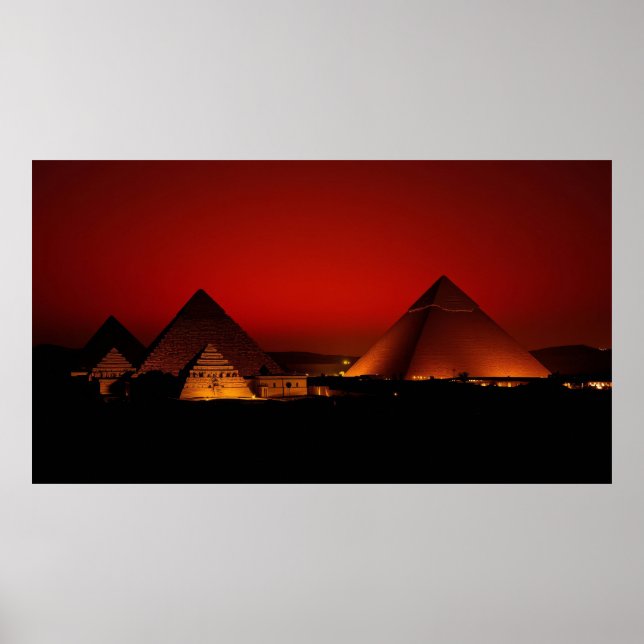 Pyramiden bei rotem Sonnenuntergang Poster (Vorne)