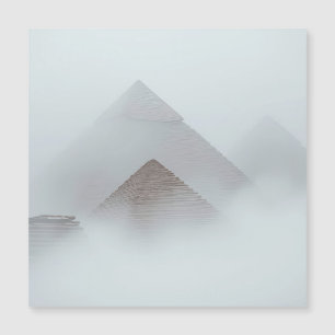 Pyramiden im Nebel Magnetkarte