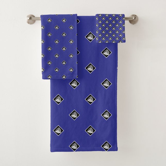 Pyramiden-Würfel-Wiederholung Deep Blue Badhandtuch Set (Insitu)