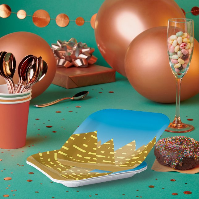 Pyramidenstadt Pappteller (Von Creator hochgeladen)