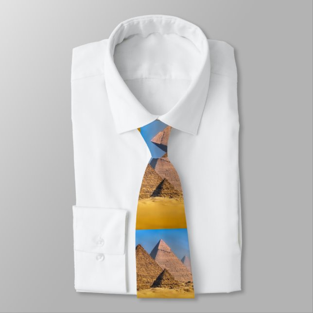 Pyramids Neck Tie Krawatte (Gebunden)