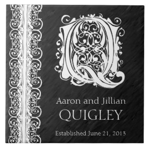 Q Monogram "White Lace on Black" Hochzeitszange Fliese