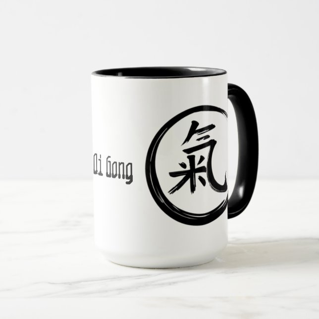 QiGong-Schwarzes Symbol Tasse (VorderseiteRechts)
