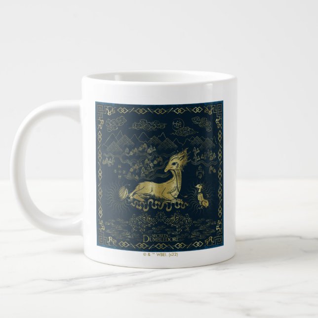 Qilin an der Erholung Golden Tapestes Jumbo-Tasse (Links)