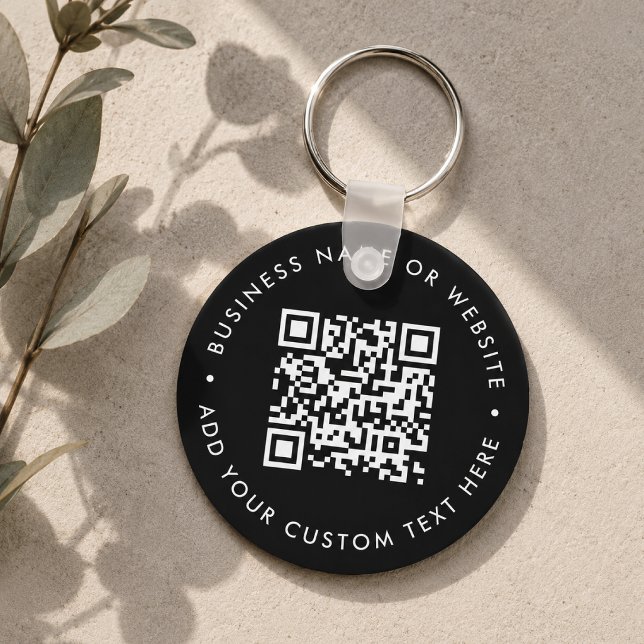 QR-Code | Black Business Modern Budget Round Schlüsselanhänger (Interactive editable QR code budget keychains to promote your business, products or services.)
