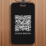 QR Code Black Moderne stilvolle Virtual Contact Lo Gepäckanhänger<br><div class="desc">Ein einfaches, stylisches Design-QR Code Gepäckanhänger Design in einer modernen minimalistischen Typografie auf einem einfachen schwarzen Hintergrund. Der QR-Code und der Name können leicht personalisiert sein, um ein Design so einzigartig wie Sie sind zu machen! Das perfekte Geschenk oder Accessoire, um sicherzustellen, dass Ihr Gepäck sicher zurückgegeben wird, wenn Sie...</div>