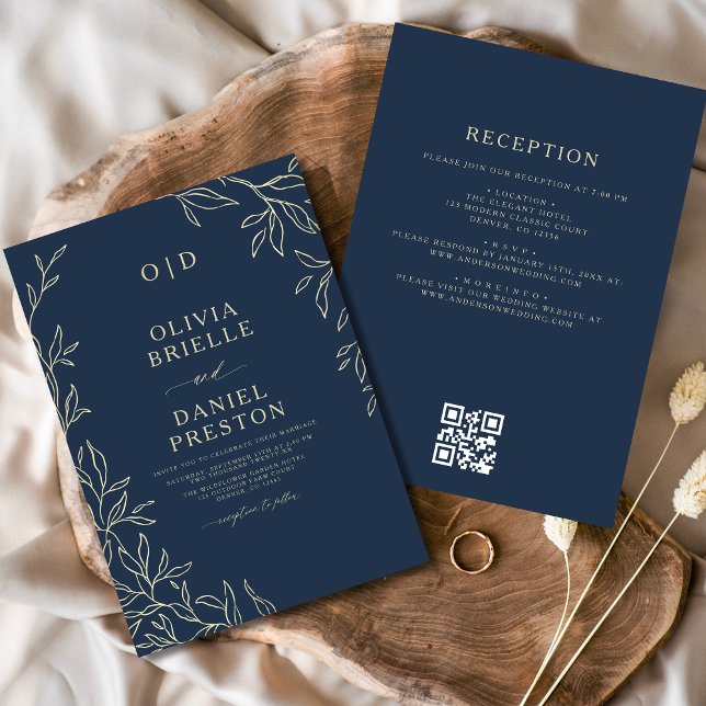 QR Code Elegant Navy Blue Gold Monogram Wedding Einladung (Von Creator hochgeladen)