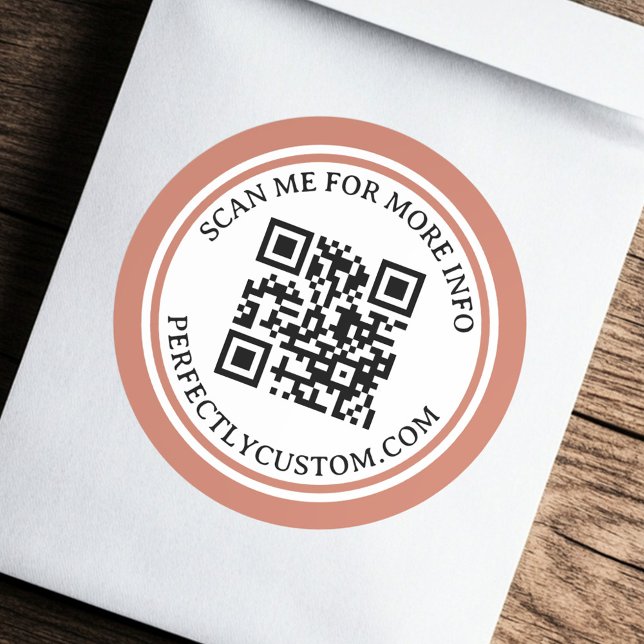 QR-Code eleganter Text Terracotta braune Grenze Runder Aufkleber (QR code elegant text terracotta brown border Classic Round Sticker)