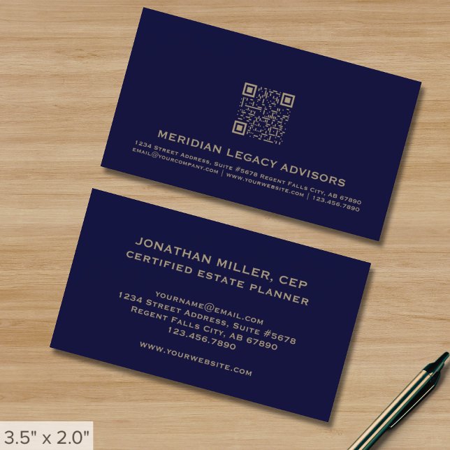 QR-Code für berufliche Navy und Gold Visitenkarte (Von Creator hochgeladen)
