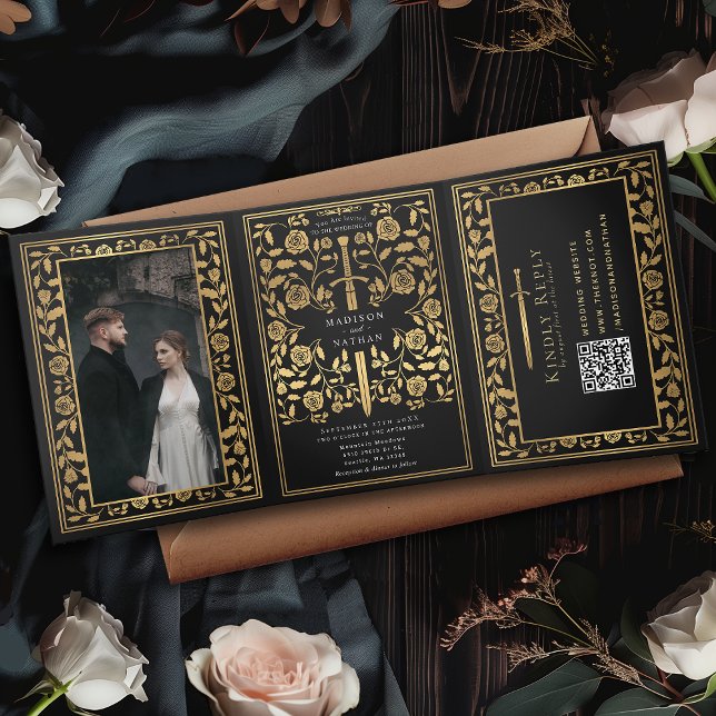 QR-Code für die Hochzeit des Schwarzen Königlichen Dreifach Gefaltete Einladung (Von Creator hochgeladen)