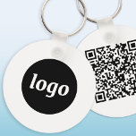 QR-Code für einfache Logos Schlüsselanhänger<br><div class="desc">Fügen Sie Ihr eigenes Logo und QR-Code zu diesem auffallenden minimalistisch beruflichen Design hinzu. Ideal für Mitarbeitermarken oder als Werbeprodukt für Ihre Mitarbeiter,  Kunden und Kunden.</div>