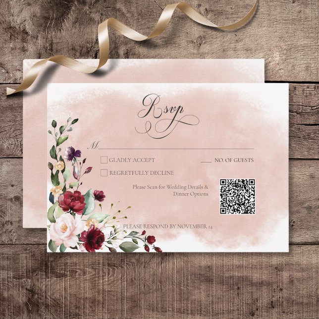 QR-Code für rustikales Burgund und Rosa Rose RSVP Karte (Rustic Burgundy & Blush Pink Roses Wedding Response Card with QR Code)