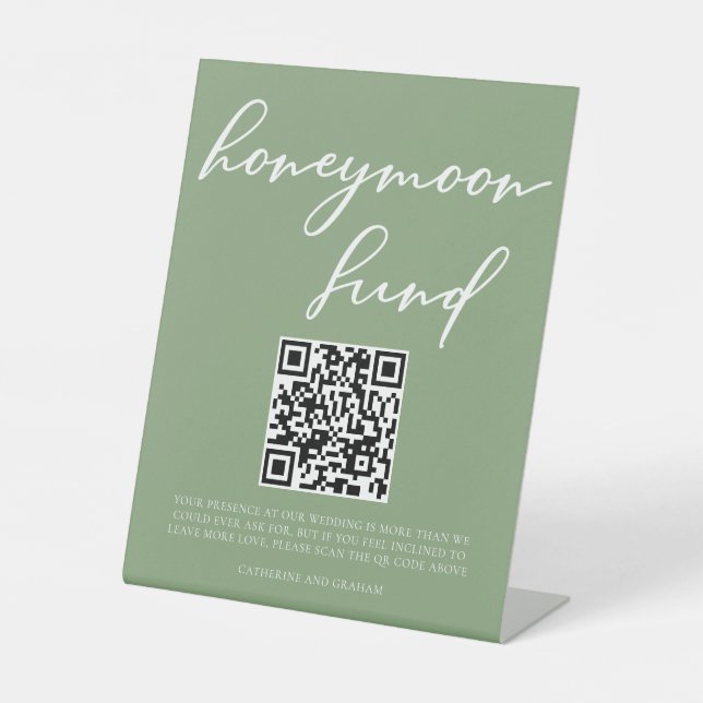 QR-Code für Sage Green White Script Honeymoon Fund Sockelschild (Vorderseite)